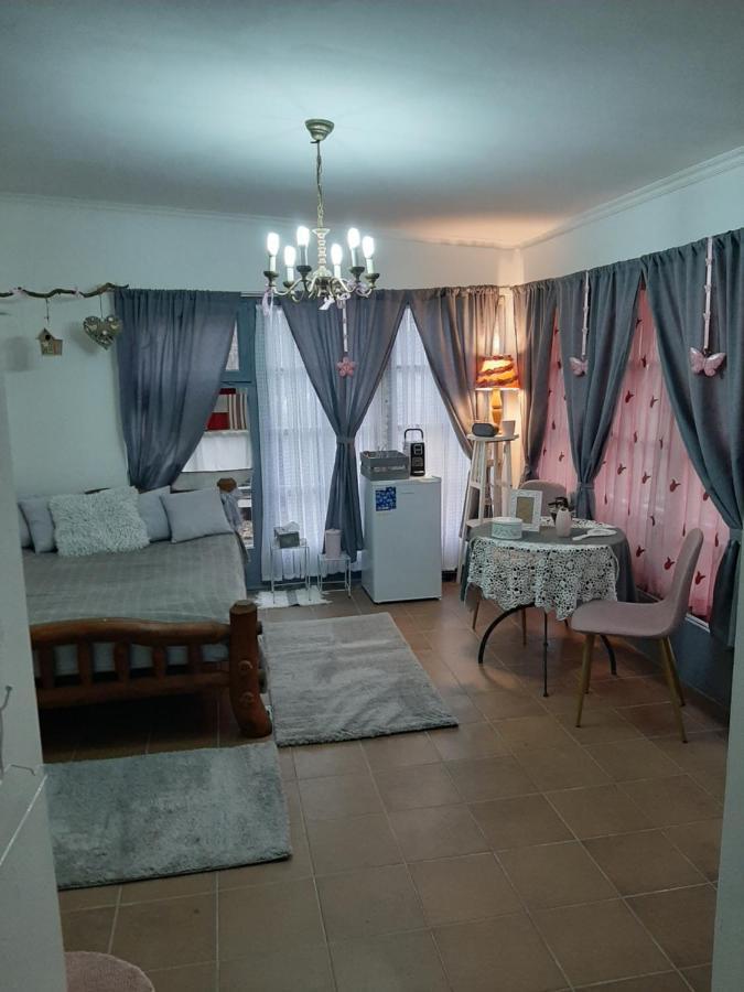 מלון נאגיבורז'וני Edes Otthon Vendeghaz מראה חיצוני תמונה